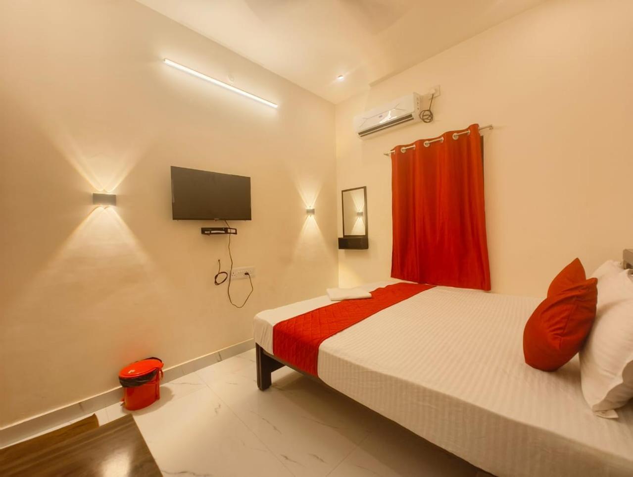 Rudra Elite Apartment ราเมศวาราม ภายนอก รูปภาพ