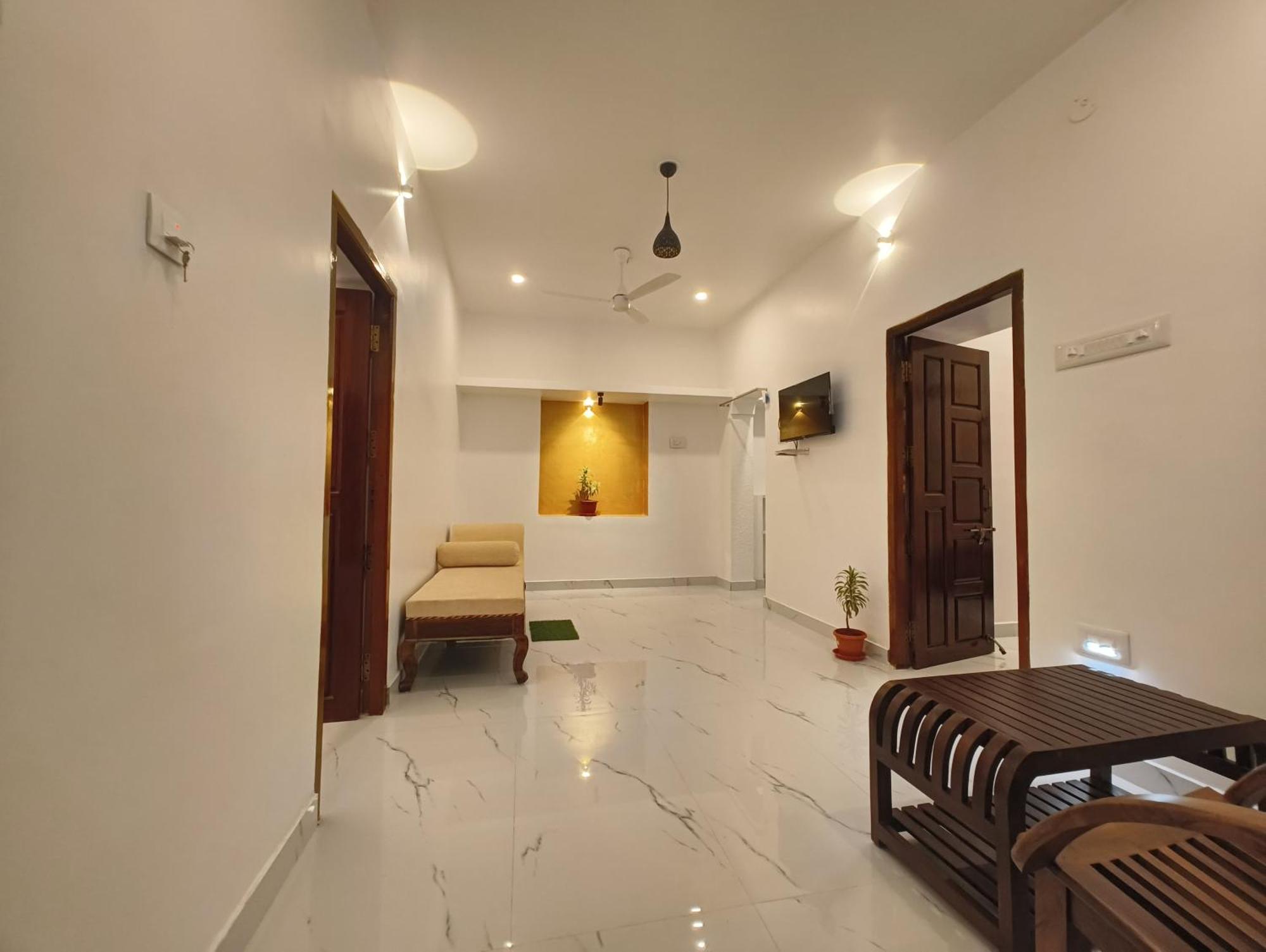 Rudra Elite Apartment ราเมศวาราม ภายนอก รูปภาพ