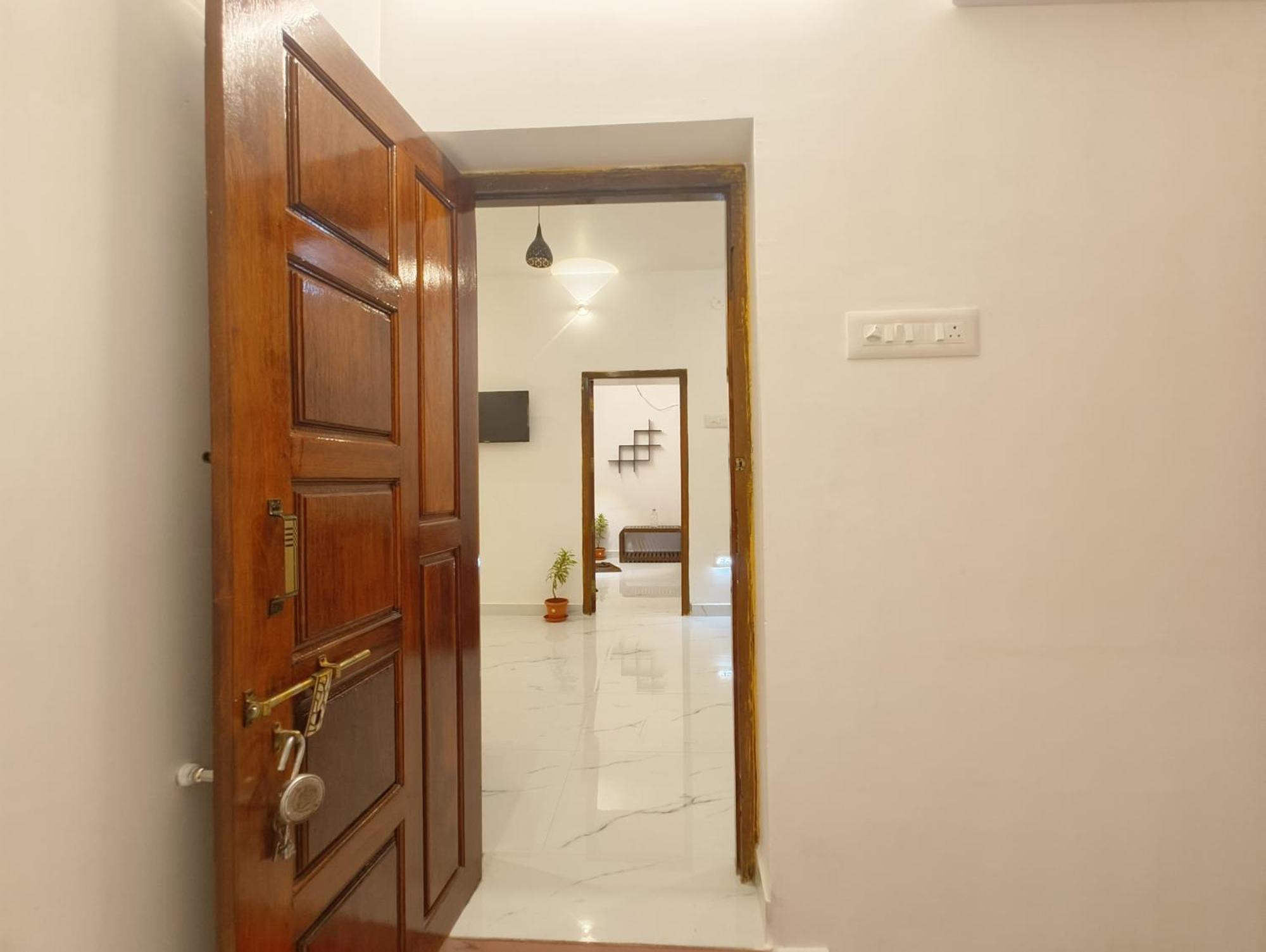Rudra Elite Apartment ราเมศวาราม ภายนอก รูปภาพ